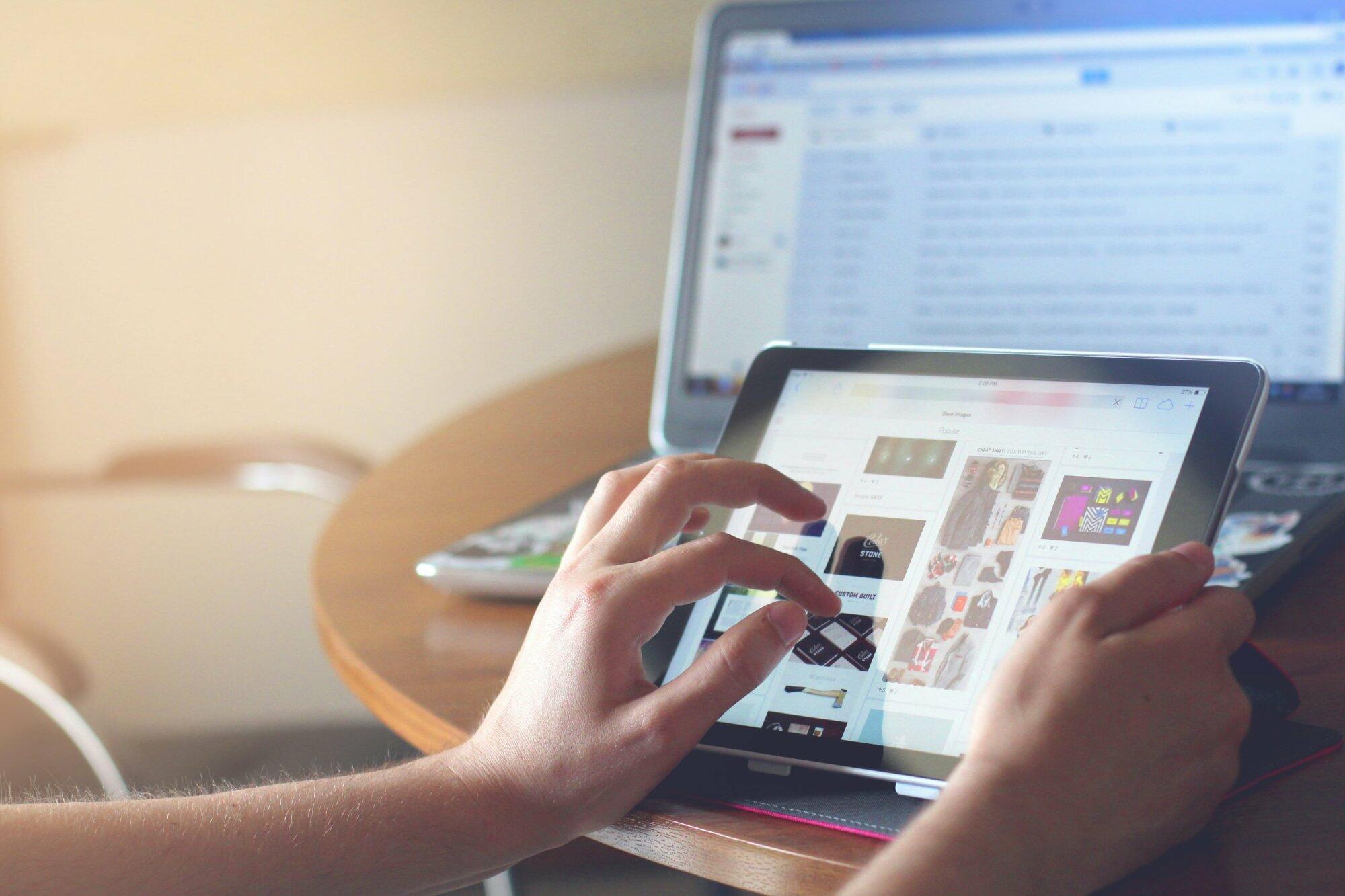 Incorporating High-Quality Images and Visual Elements
